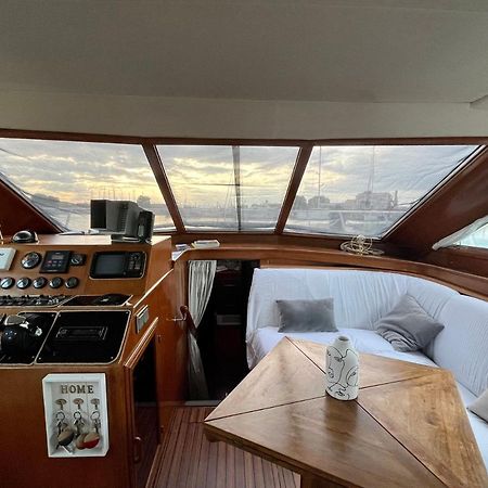Navi Yacht A Sete, 2 A 8 Couchages, Privatif Hotel Exterior photo