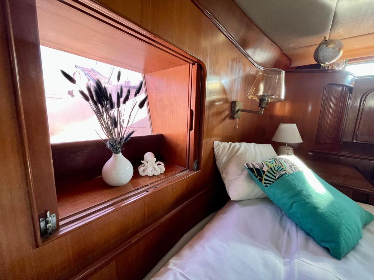 Navi Yacht A Sete, 2 A 8 Couchages, Privatif Hotel Exterior photo